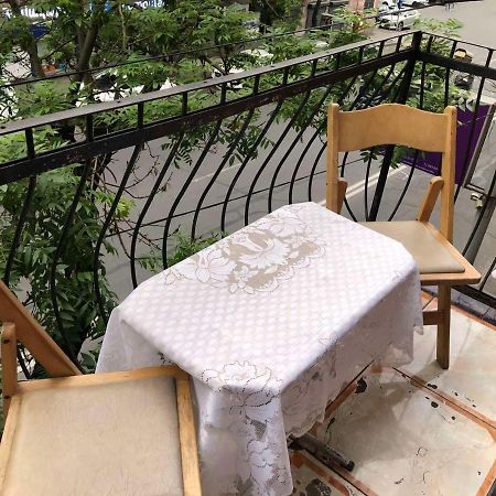 Apartament Квартира В Самом Центре Еревана Zewnętrze zdjęcie