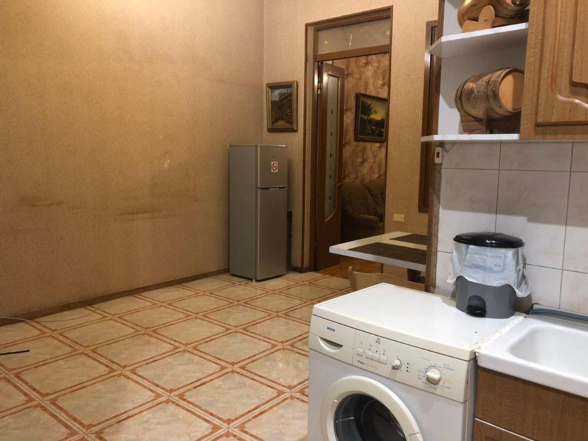 Apartament Квартира В Самом Центре Еревана Zewnętrze zdjęcie