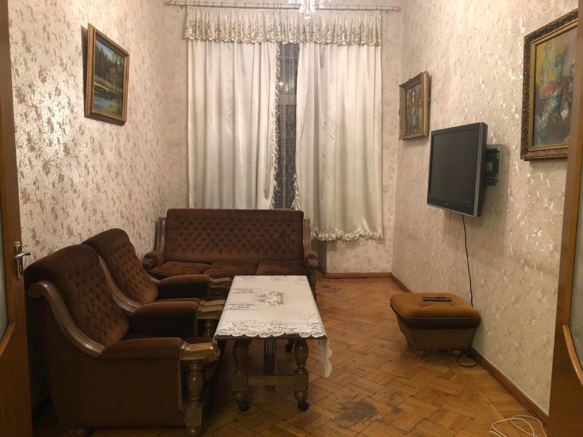 Apartament Квартира В Самом Центре Еревана Zewnętrze zdjęcie